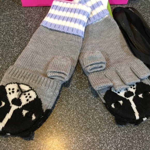 Kate Spade Heather-Grey “Antione’ Pop Top Dog Mittens - Picture 9 of 14